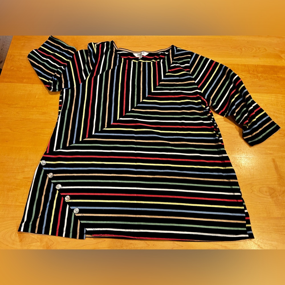 Jillian N Woman Striped 3/4 Sleeve Top